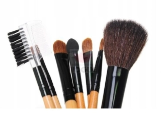 Sada štetcov na Make-up 7ks Act