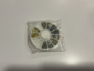 Ozdoby na nechty mix v dózičke