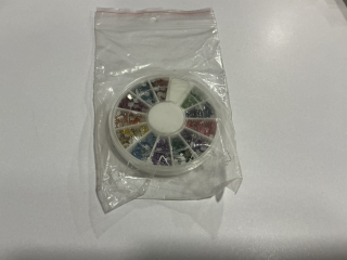 Ozdoby na nechty mix v dózičke